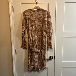 Zara Beige Textured Long Sleeve Dress